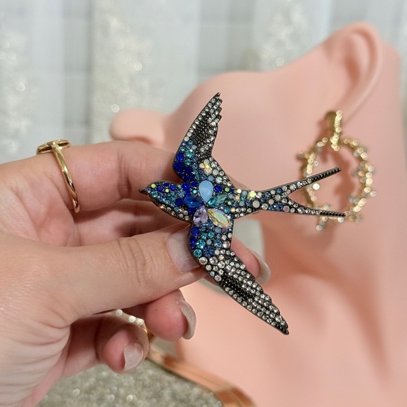 ⚜️ Blue and Silver Crystal Bird Brooch - Picture 5 of 6